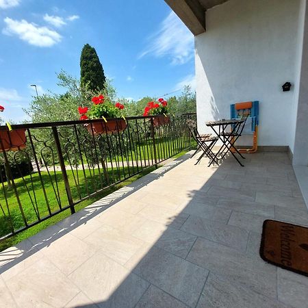 Villa Dolcitalia Tra Gardaland E Le Terme Di Cola Lazise エクステリア 写真